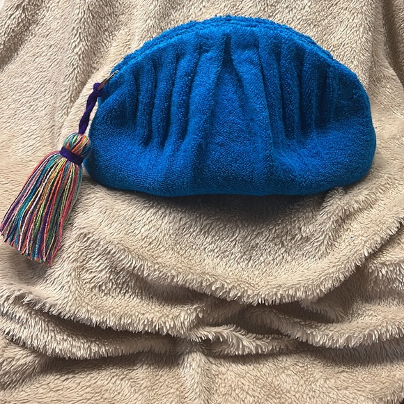 DLD Maya Terry Flower Clutch - Picture 7 of 10